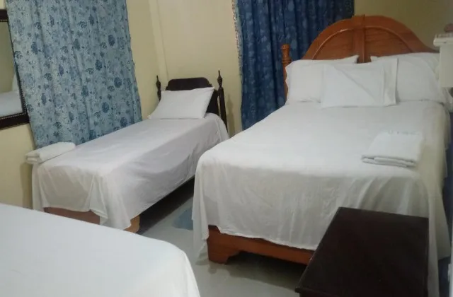 Hotel Mary Federal Pedernales chambre 3 lits